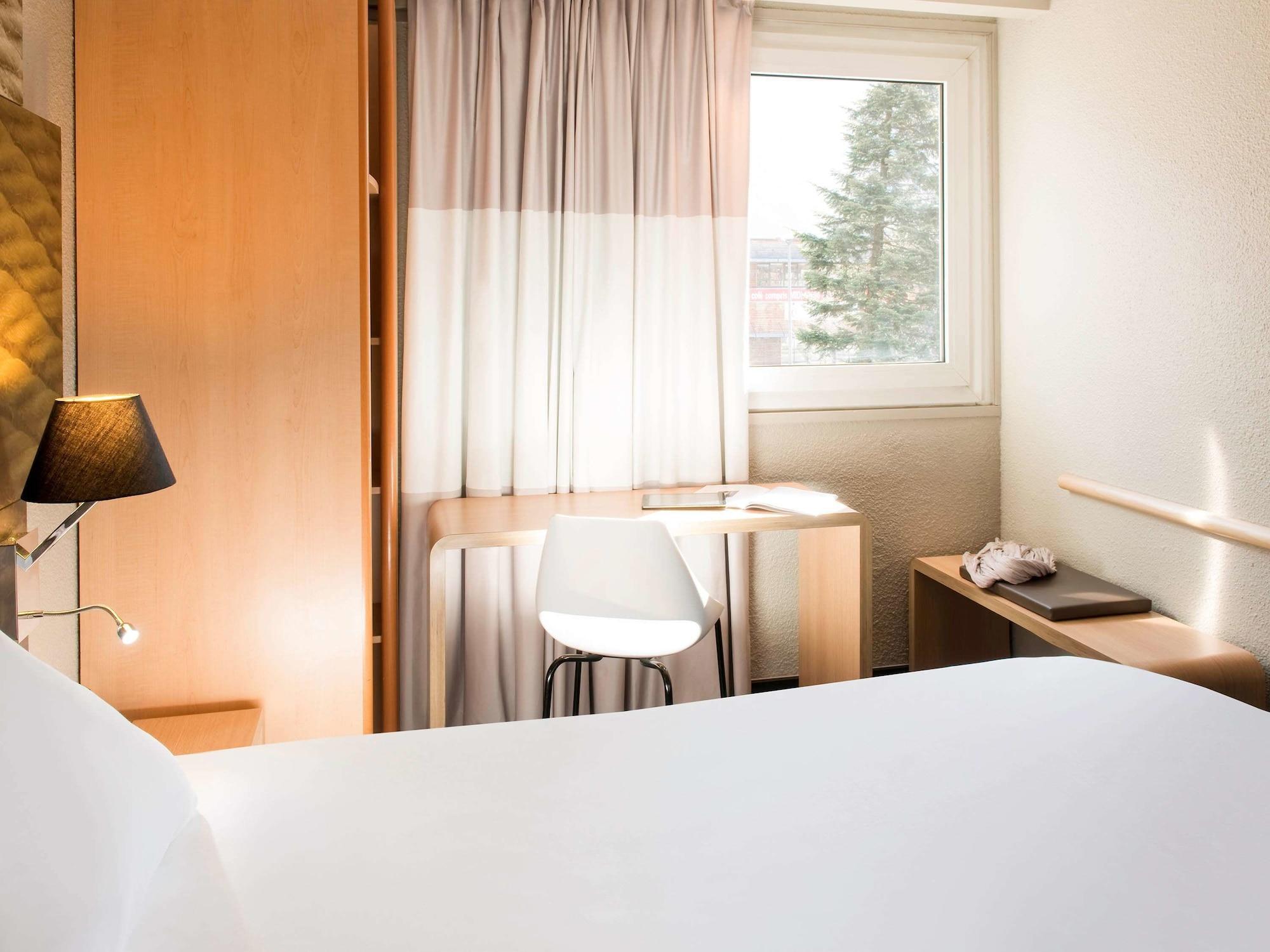 Ibis Sallanches Porte Du Montblanc Hotel Eksteriør billede