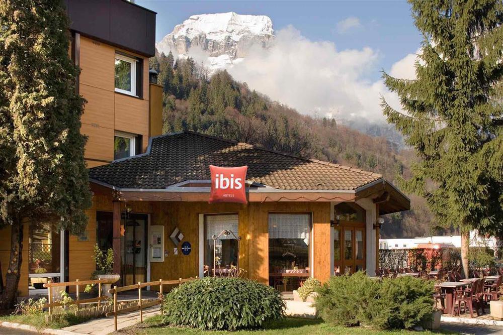 Ibis Sallanches Porte Du Montblanc Hotel Eksteriør billede